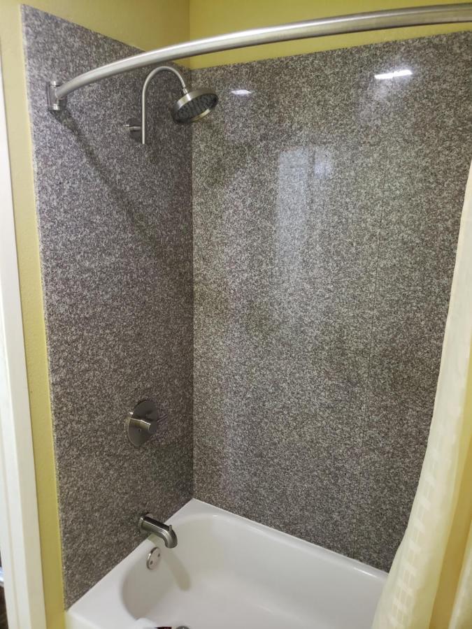 Regency Inn Taylor Quarto foto